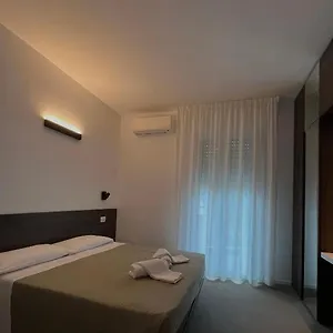 Lux 3 Stelle Hotel Milano Marittima